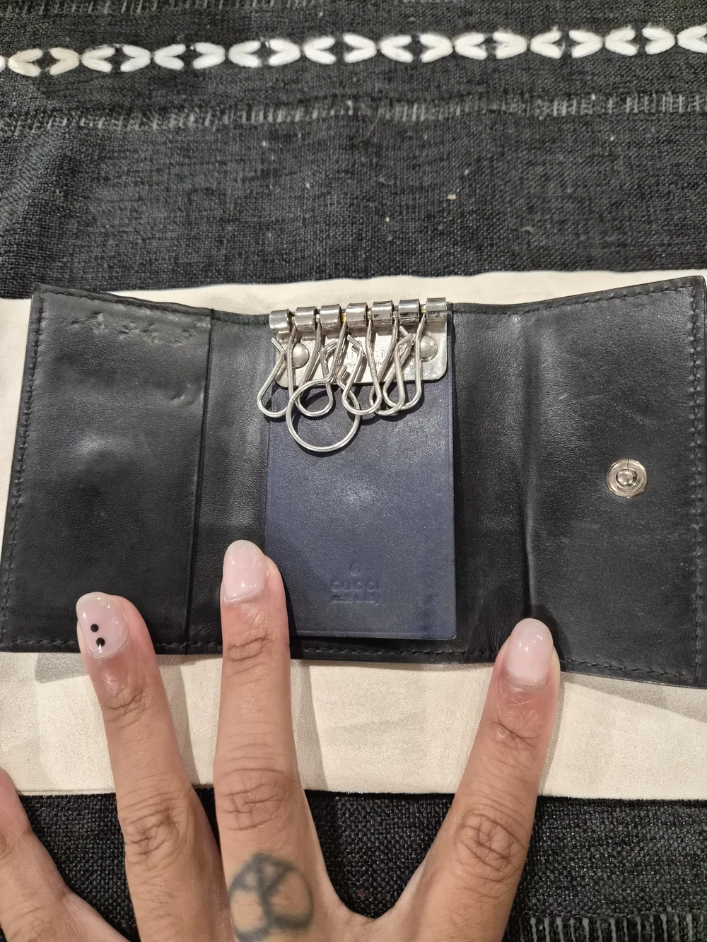 Gucci Black & Navy Embossed GG Leather Key Holder